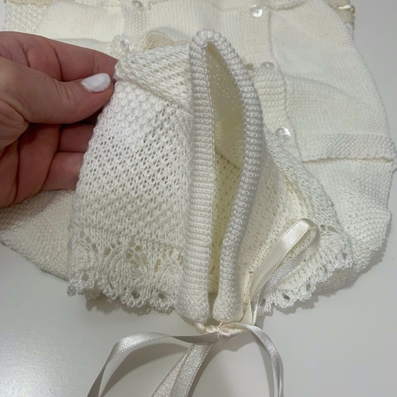 Creaciones Gaviria 3 Piece Baby Set Size 6 Months in White - Picture 7 of 8